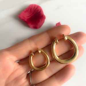 Hoop Ear Cuffs / Thic Ear Cuffs / Ear Suspender / Single Ear Cuff / Gold Ear Cuff / Silver Ear Cuff / Modern Ear Cuff