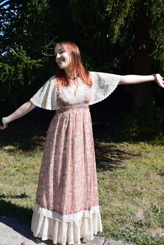 Candi Jones Hippie Bride long lace flower dress