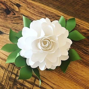 Rosas de papel fáciles de hacer: plantilla y tutorial de rosas de papel, patrón de rosas de papel, ramo de flores de papel: archivos de corte SVG