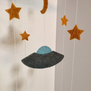 Flying Saucer Nursery Mobile || Felt UFO and Sheep || Alien Abduction in Felt
