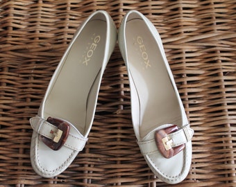 soulier beige femme
