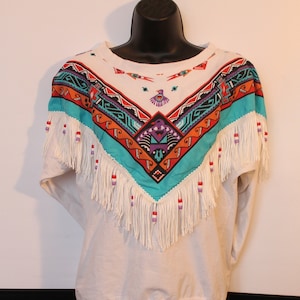 Chandail à franges blanc avec motifs Aztec années 80 Vintage / Arizona /Style amérindien /t shirt blanc à franges /motifs aigle / Wamcraft