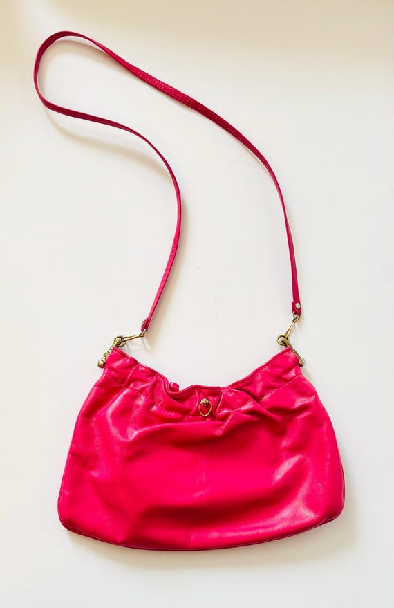 Sacoche en cuir rose vintage Sac à main fuchsia style années 80