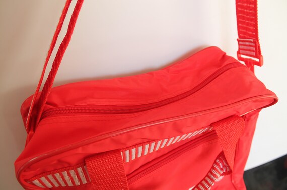 Red and white Globus vintage traveler bag / Shoul… - image 7