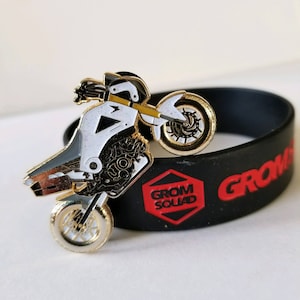 Honda GROM SQUAD White LE25 stunt bike hat pin