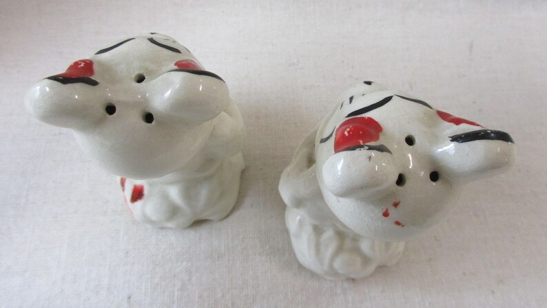 Vintage Pair of Minnie Mouse Salt and Pepper Shakers