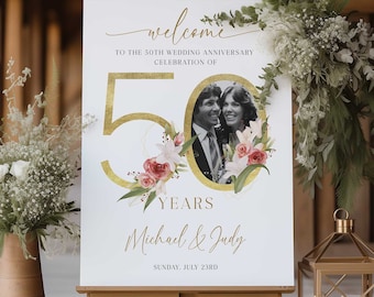 Cartel de bienvenida para el 50.º aniversario de bodas con fotos (plantilla editable de Canva, descarga digital)