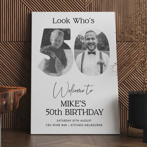 50er Jahre Willkommensschild für Ihn, Look Who's 50 Willkommensschild, 50er Jahre Poster mit Foto, Modernes 50er Jahre Willkommensschild, Geburtstags-Willkommensplakat