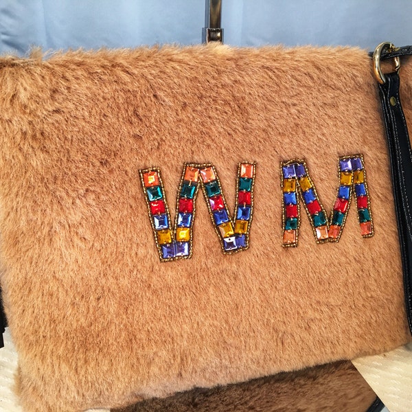 TEDDY PLUSH CLUTCH-Maxi Clutch Eco-Shearling-Camel Clutch/Black Glossy Faux Leather-Clutch Wrist / Tassel-Hand / Wrist Bag