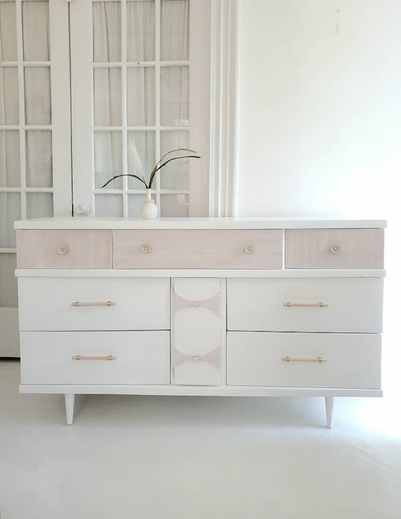 Pretty Vintage Mid Century Dresser Credenza, Vintage Dresser, White Dresser,  Scandinavian Style, Boho Style, Dresser Nj Nyc - Etsy