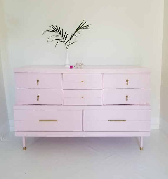 light pink painted dresser Sold#hollywood Mid Century Dresser Credenza,  #kylie,#ritahayworth,millennial Pink, Blush, Hollywood Regency, Painted  Furniture Nj Nyc