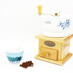 1 Original white ceramic wooden flower Coffee grinder '50s - original coffee grinder - ceramic coffee grinder - rustic coffee grinder