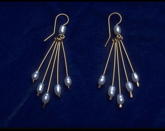 14 K goldfilled freshwater pearl 5 dangle earrings