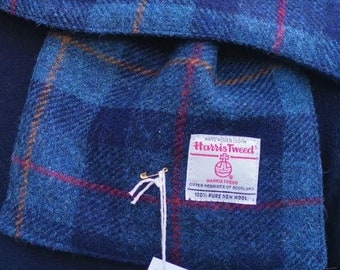 Écharpe HARRIS TWEED à carreaux bleu marine doublée de polaire