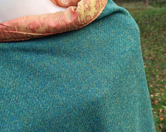 Poncho vert forêt HARRIS TWEED pour femmes