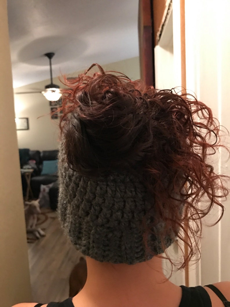 Ponytail hat , messy bun hat, ponytail, messy bun, crochet hat, bun hat,gray messy bun, winter hat, runners hat,gifts, crochet messy bun hat image 5