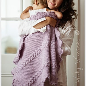 KNITTING PATTERN Lyla Baby Blanket image 1