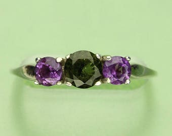 Moldavite Silver Ring, Genuine Green Tektite 3 Stone Sterling Silver, Round Moldavite Gemstones Amethysts, Meteorite, Cert. Sizes 5, 6, 7, 9