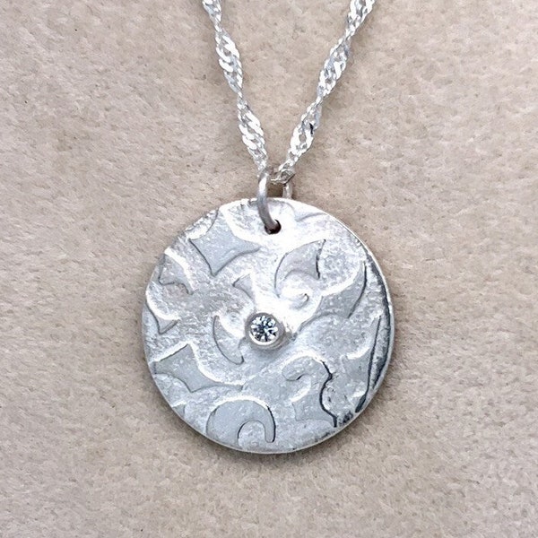 Round Silver Necklace, Sterling Silver Disc Round Pendant, White Topaz Tube Set in Center, Singapore Link Chain