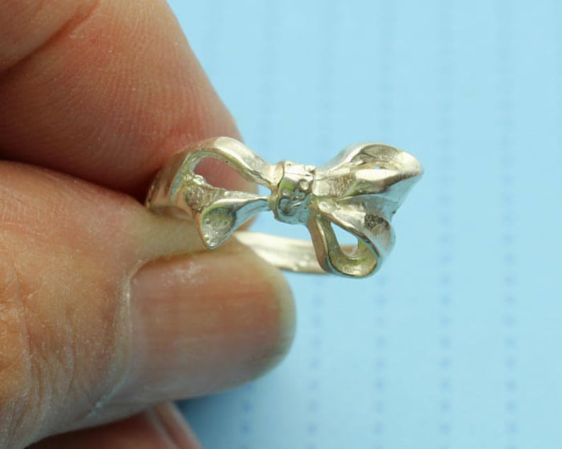 MIDI Ring First Knuckle Sterling Silver Bow Silver Ring