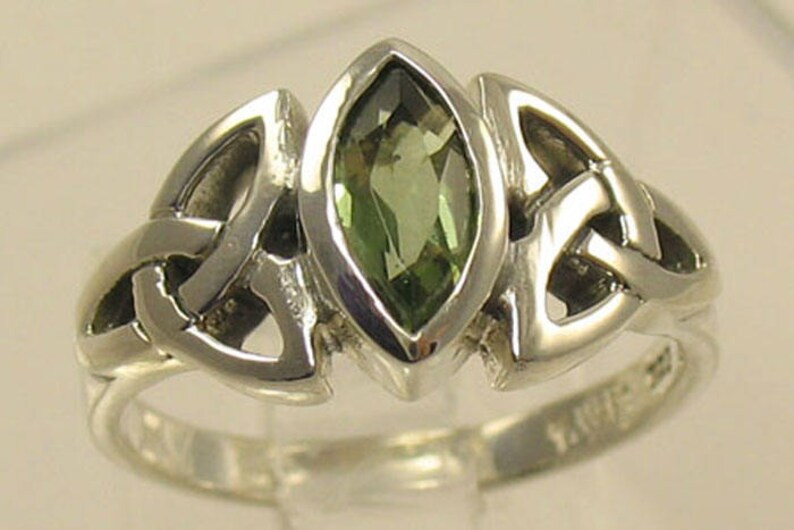 Celtic Knots Genuine Green Tektite in Sterling Silver Moldavite Silver Ring Certificate Marquis Moldavite Gemstone Meteorite Meteor