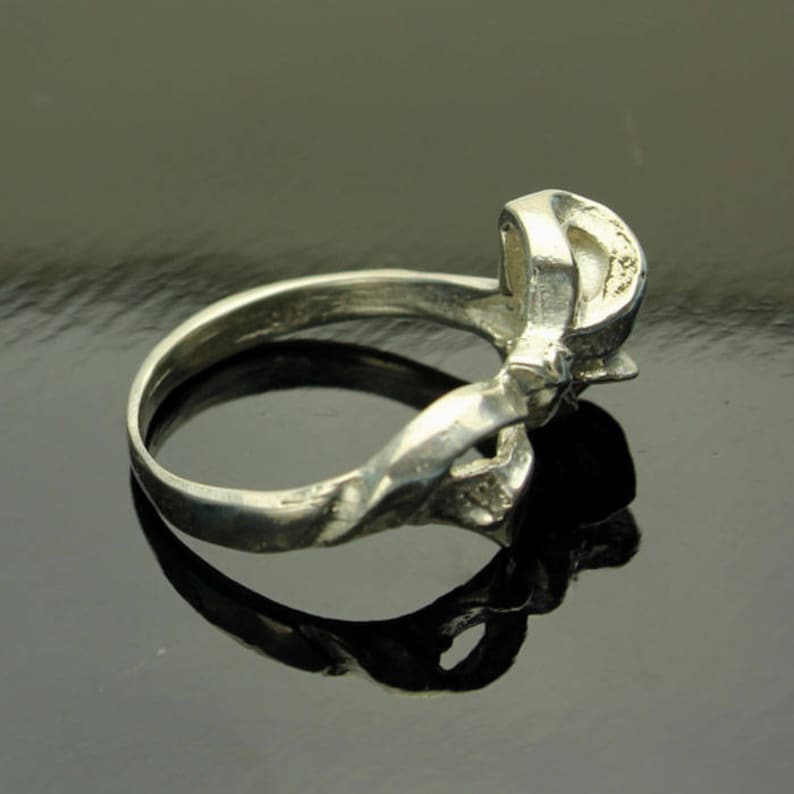 MIDI Ring First Knuckle Sterling Silver Bow Silver Ring