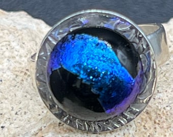 Murano Glass Ring, Murano Iridescent Blue Silver Glass Cabochon, Sterling Silver Ring, Venetian Glass, Size 7