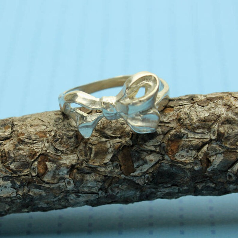 MIDI Ring First Knuckle Sterling Silver Bow Silver Ring