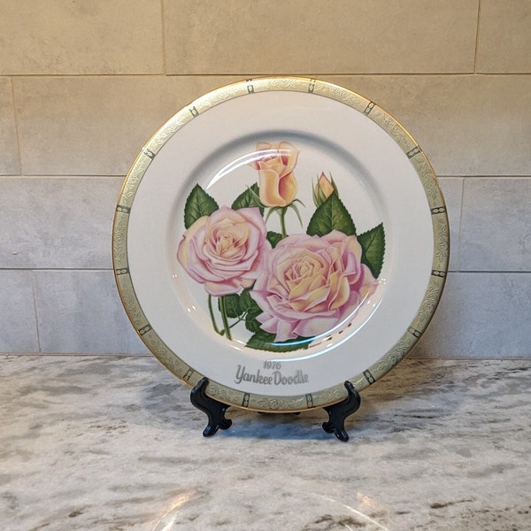 1976 American Rose Society Gorham Limited Edition "Yankee Doodle" Rose Gold-rimmed Plate 11 inches