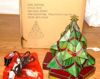 Tiffany-style Stained Glass 9" Christmas Tree Accent Lamp Style 15773 Item 265900