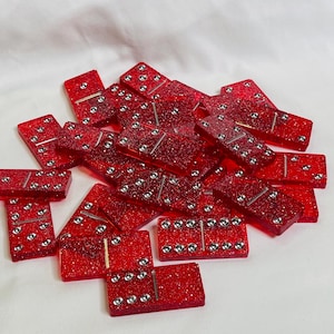 Handmade Red Glitter Resin Domino Set – Custom Sparkly Resin Dominos for Game Night, Gift for Collectors, Personalized gifts for birthday