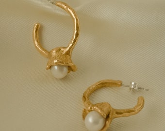 Custom-made Irregular Earrings with Pearls In Sterling Silver 925, Hand-sculpted Earrings With Pearls