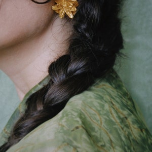 Custom-made Flower Pair of Earrings, Hand-sculpted Sterling Silver 925 Earrings, Flower Gold-vermeil earrings image 3