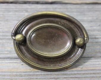 vintage cabinet pulls antique silver metal brass tone oval drawer pulls simple class antique metal pulls priced individually vintage hardware pull etsy vintage cabinet pulls antique silver metal brass tone oval drawer pulls simple class antique metal pulls priced individually vintage hardware pull etsy