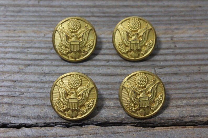 Set of 4 brass Waterbury Eagle buttons Buttons // sewing // Etsy