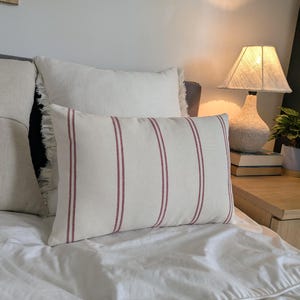 Fodera per cuscino in stile country francese: cuscino in sacco di grano a righe rosse e avorio, cuscino moderno con arredo in stile cottage