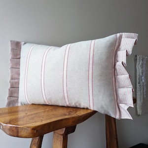 Fodera per cuscino a righe French Country: effetto lino a righe rosso lampone