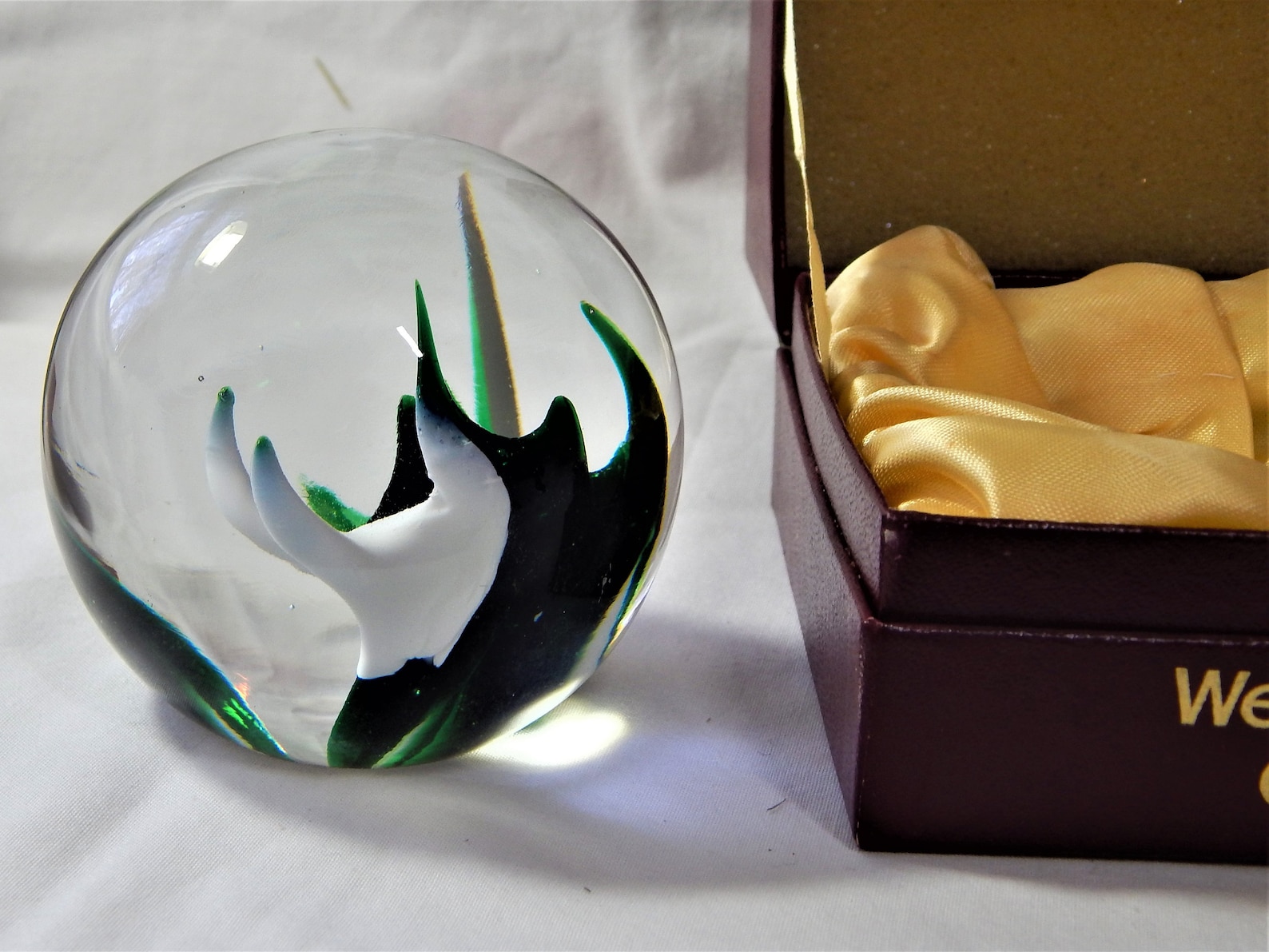 Vintage Wedgwood Glass Globe Paperweight Green White Sea Fern Etsy
