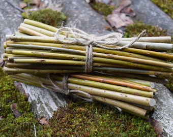 Willow sticks, 25 craft twigs, Willow bundle, natural decor, craft sticks,straight willow sticks, DIY twig bundles