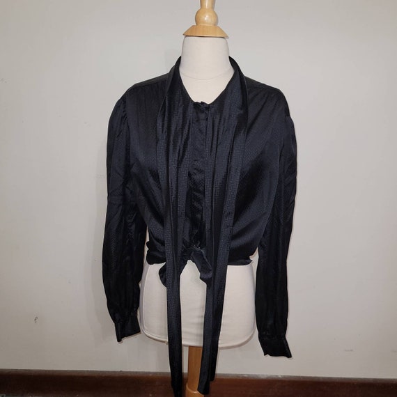 Black bow blouse - image 4