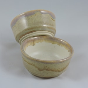 Hand-Glazed Stoneware Ramekin Dish: Oven-Safe Dessert Bowl