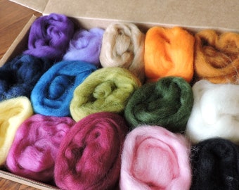 Kit de feutrage à l'aiguille, Corriedale Roving | 15 couleurs de laine Corriedale | 5 coussinets et coussinets à feutrer | Livraison gratuite disponible, idée cadeau