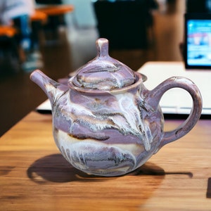 Théière en grès, design funky violet violet, capacité de 4 tasses, grès gardant le thé CHAUD !