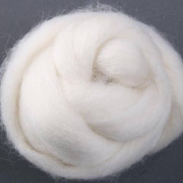 Needle Felting Wool Roving, WHITE NATURAL Corriedale Wool Roving, Great for Wet Felting & Spinning, Carded Wool, Undyed Wool