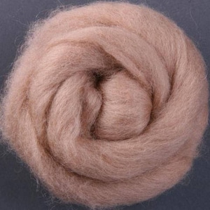 NZ Corriedale Roving Wool | COOKIE BROWN Roving Wool | Needle Felting, Wet Felting & Spinning Wool | Micron 27-30 | Free Shipping Offered