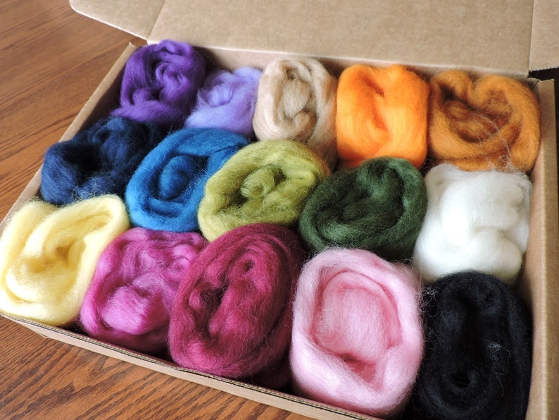 Needle Felting Kit, Corriedale Roving 15 Colours of Corriedale Wool 5 Felting Ndles & Lg Pad Free Shipping Avail, Gift Idea image 1