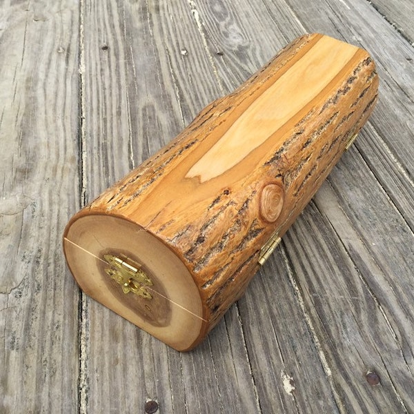 Shaved Bark Cribbage Board Set