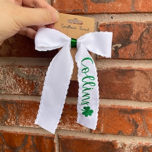 Laço bordado do dia de São Patrício - laço de trevo - Laço do dia de São Patrício - Laço personalizado do dia de São Patrício com nome
