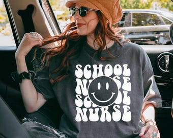 Camiseta de enfermera escolar: Camiseta gráfica DTF de colores cómodos