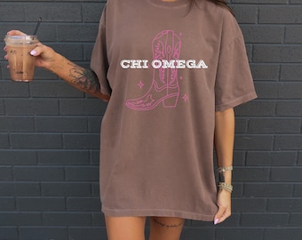 Camisa vaquera Chi Omega: ropa vaquera de hermandad - Licencia oficial